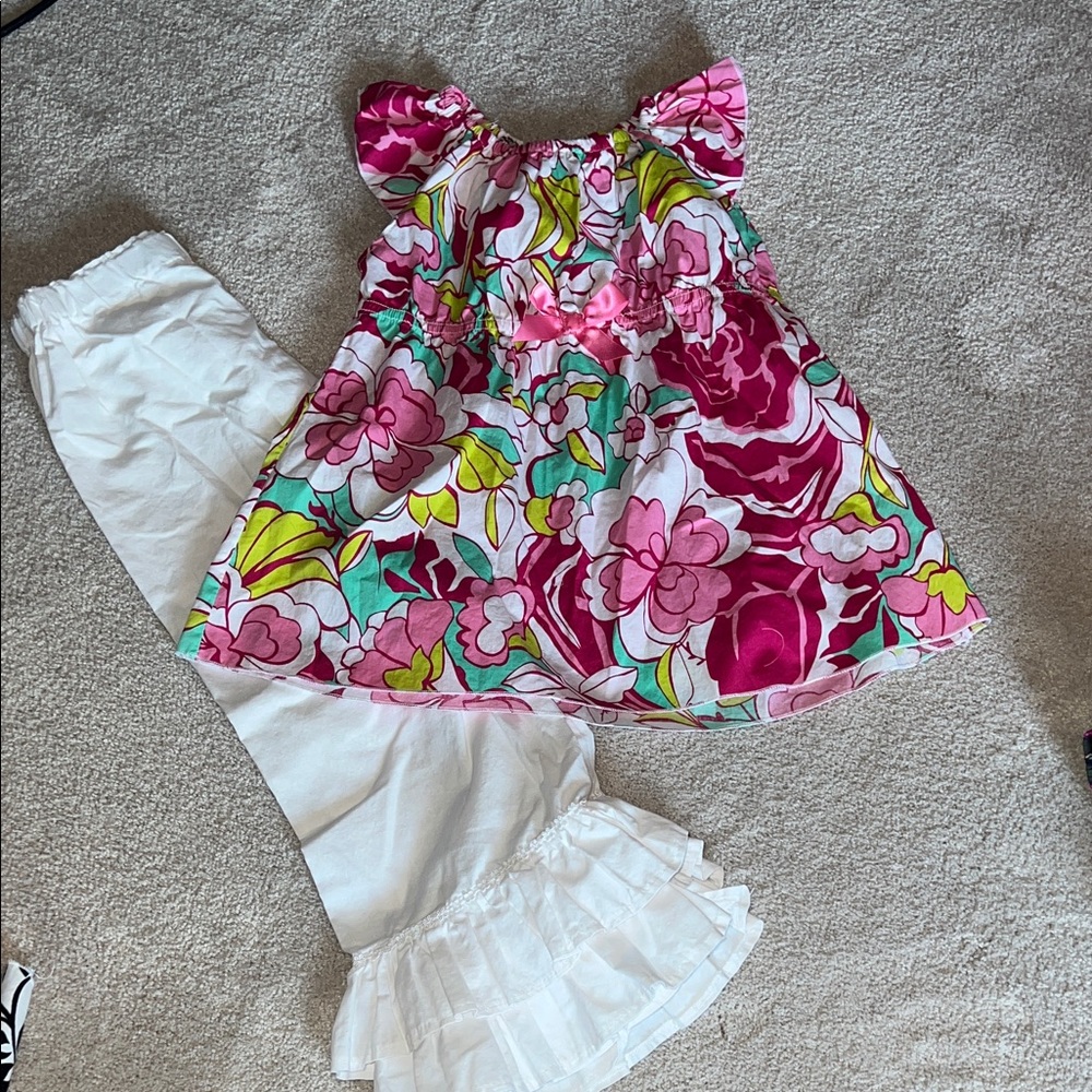 Ann Loren Floral Top with White Ruffle Pants